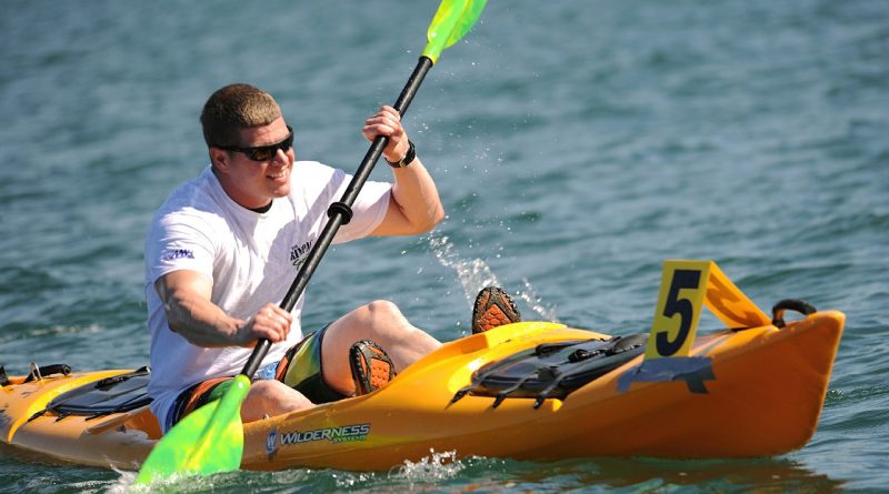 kayaking 569282 1280