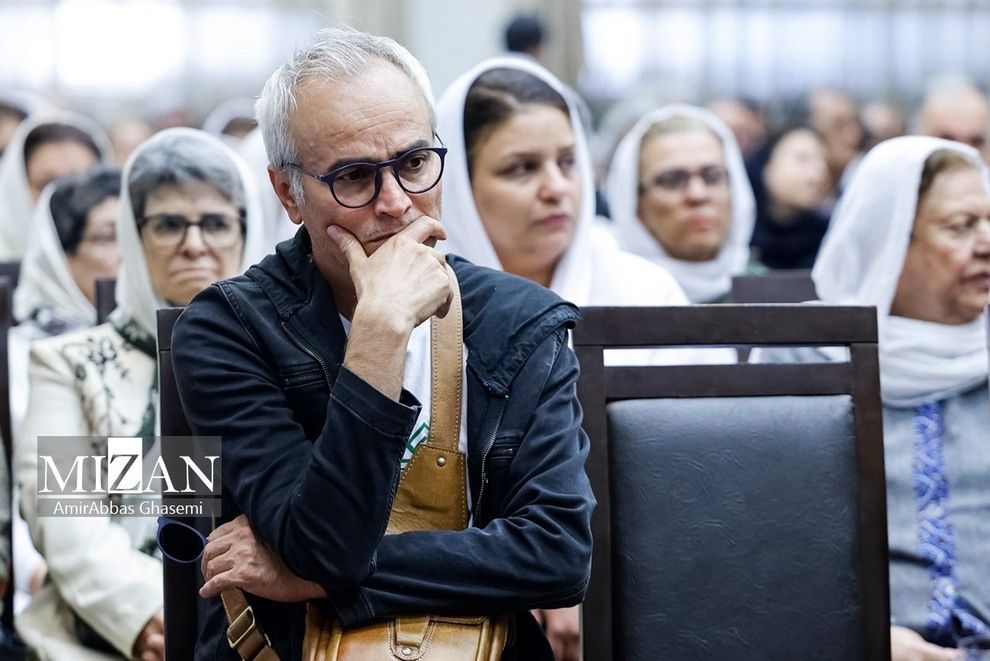 آیین پرسه فردوس کاویانی /تصویر 49 1696537380 397 آیین پرسه فردوس کاویانی تصویر