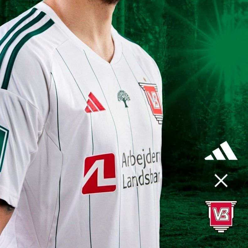 سعید عزت اللهی مانکن آدیداس شد 4 (عکس) سعید عزت اللهی مانکن آدیداس شد