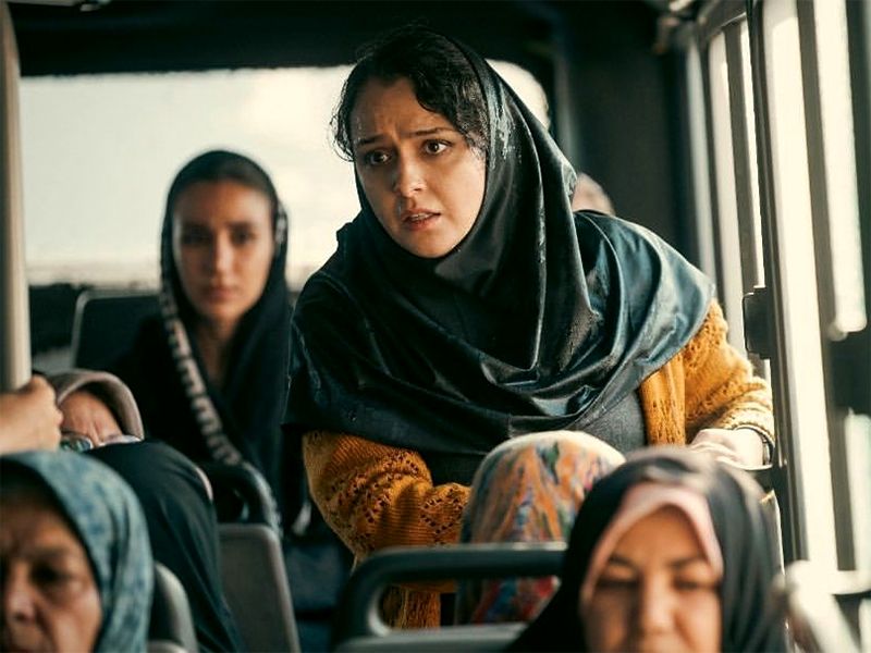 از سیلی‌ها آبدار «رعنا آزادی‌ور» تا دروغ شاخ‌دار درباره «ترانه علیدوستی»!