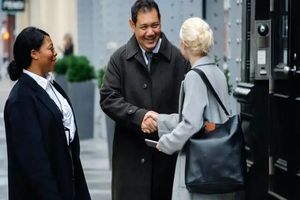 افزایش سطح شادی با سلام کردن به غریبه ها