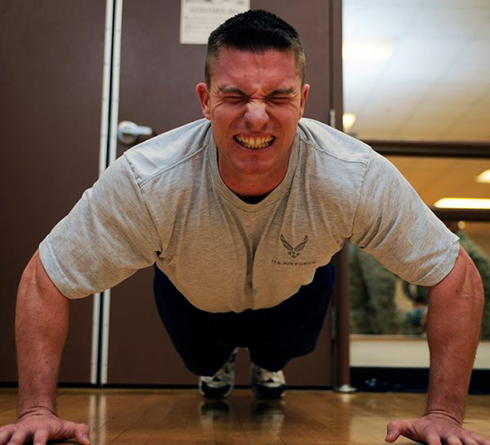 ورزش های چربی سوز مخصوص افراد مبتدی 14 poshup-fat-burning.jpg