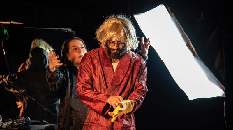 پوریا شکیبایی: مفتخرم، راهی که پدرم رفته را نرفته‌ام؛ بازی این نقش تنبه من بود/ مجتبی جدی: جامعه باید به خشونت عمیق نگاه کند/ خوانشی شرقی در اجرا دارم