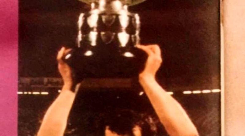 عکس| آخرین باری که ایرانی‌ها قهرمان آسیا شدند/برق جام روی دستان سلطان