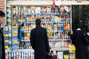 از ابتدای انقلاب تا به امروز قیمت‌ها ۹۰۰ هزار درصد رشد داشته است!