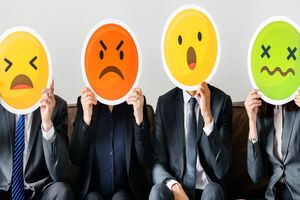 چگونگی استفاده از جعبه ابزار احساسات به ظاهر بد / خشم، غم، کسالت و اضطراب به مثابه چاقوی ارتش سوئیس