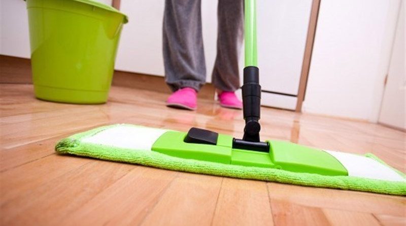 شرایط سخت کارگران خدماتی در بازار شب عید