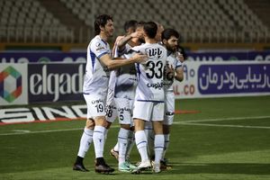 هوادار صفر - استقلال یک