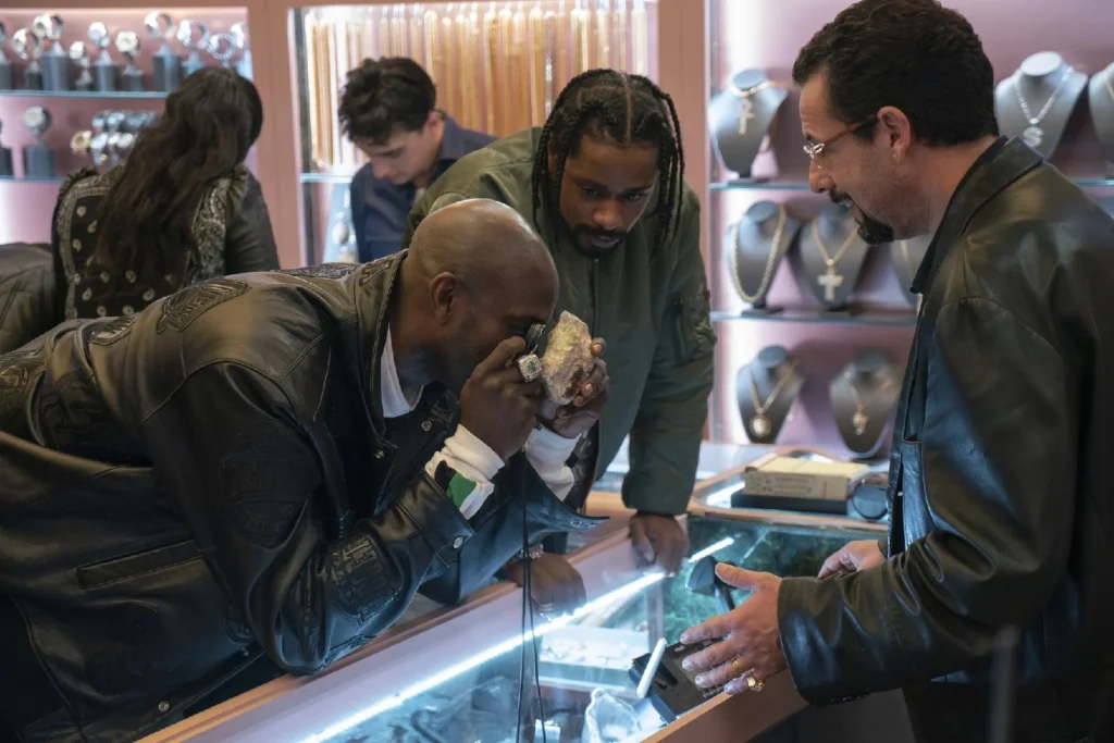 ۱۵ مورد از اضطراب آورترین فیلم های تاریخ سینما؛ از The Uncle تا It Follows_طلوع شرق 46 استرس زا و اضطراب آورترین فیلم های تاریخ سینما