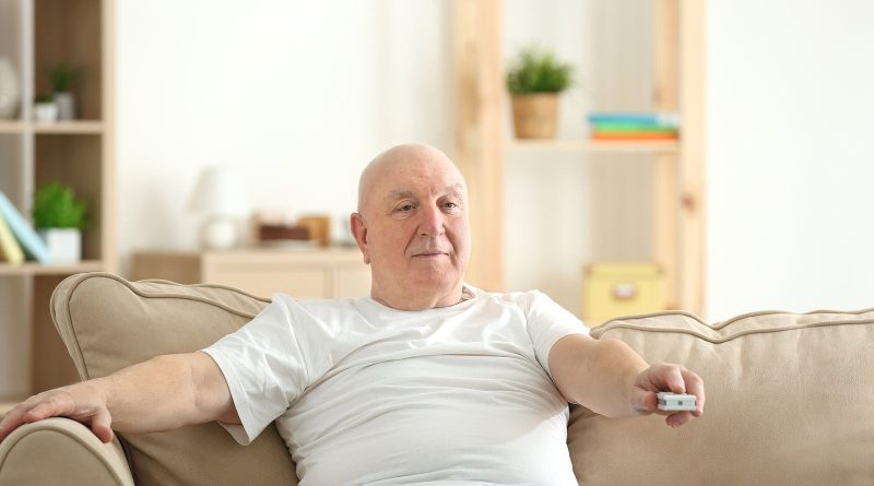 نشستن چگونه بر سلامت افراد میانسال و مسن تاثیر می گذارد؟