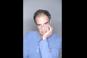 هومن برق‌نورد با «آن‌ها دروغ می‌گویند» به صحنه می‌آید