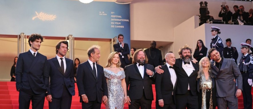 1715857432 801 نخستین عکس العمل‌ها به فیلم افتتاحیه‌ یک کمدی با بازی