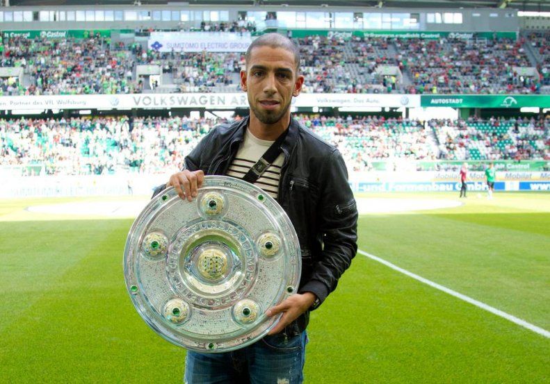 خداحافظی کاپیتان تیم ملی، اشکان دژاگه!_طلوع شرق 6 1923421