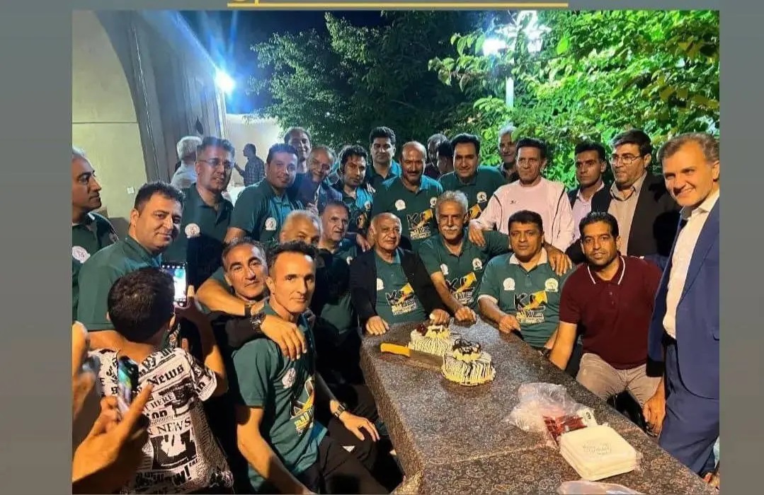 جشن تولد غیرمنتظره سرمربی قبل تیم ملی و پرسپولیس_طلوع شرق 7 تولد+ناصر+ابراهیمی