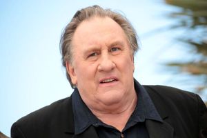 به خواسته خودش به اتاق من آمد، گفتم نه، شکایت کرد!