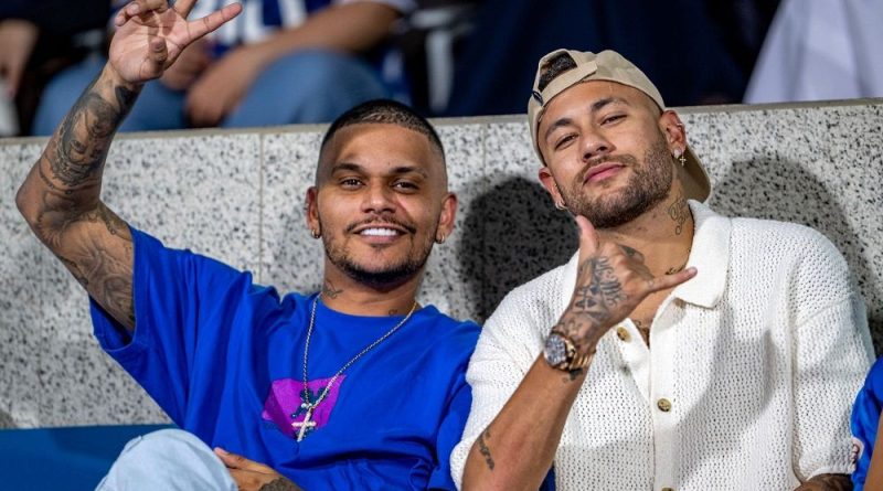 نیمار و دخترش در جشن قهرمانی الهلال عربستان / عکس