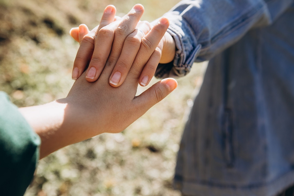 هشت مشکل رایج دوران نوجوانی کدامند؟_طلوع شرق 12 هشت مسأله رایج دوران نوجوانی کدامند؟ ( + راهکارهایی برای والدین)