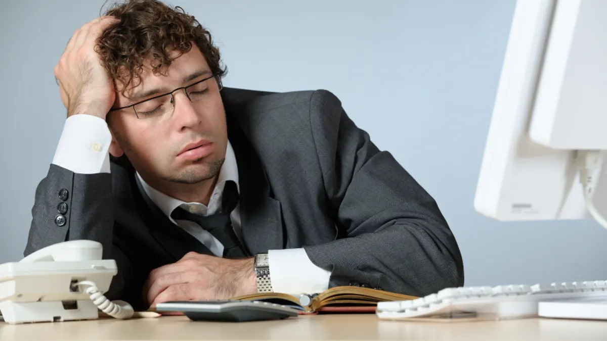 14 کلید برای این که سر حال از خواب بیدار شوید_طلوع شرق 26 14 کلید برای اینکه خسته از خواب بیدار نشوید