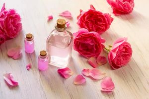 گلاب قبل از خواب به درمان بی خوابی کمک می‌کند؟