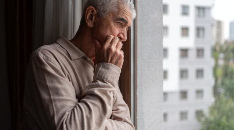 از احساس تنهایی مزمن تا افزایش خطر سکته مغزی