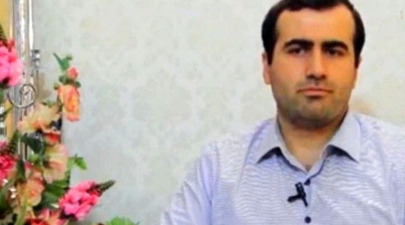 تصویری از حضور فرزند رئیس جمهور در بازی پرسپولیس و تراکتور