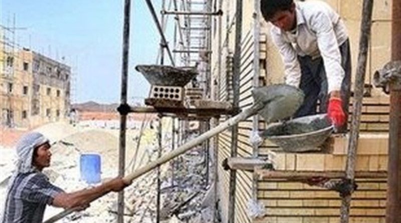 چرا قانون افزایش سن بازنشستگی شامل کارگران ساختمانی نمی‌شود؟