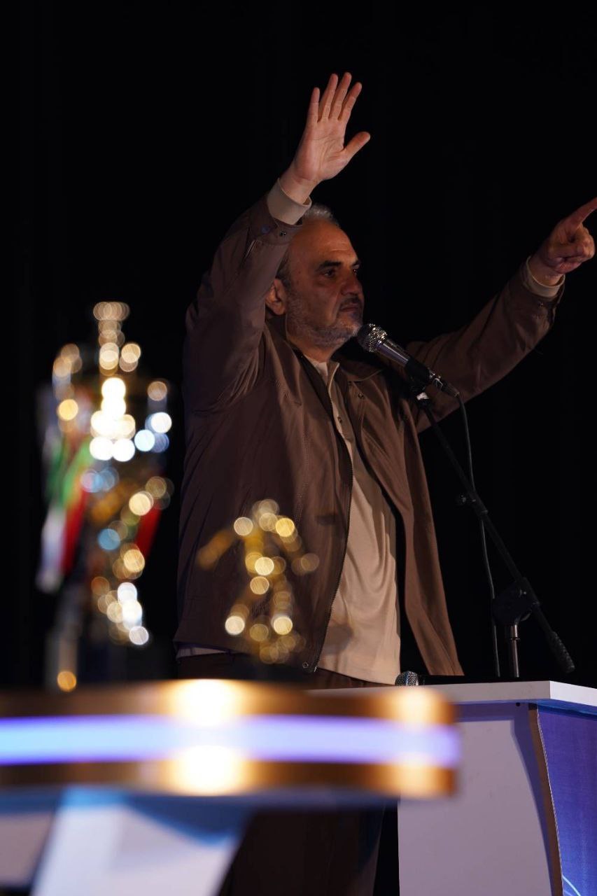 رقابت های فوتبال کشوری محلات جام شهدای 15 خرداد برگزار شد/ تصاویر_طلوع شرق 13 photo_2024-10-06_04-18-23 (3)