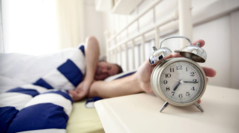 اگر میخواهید روز خود را پر انرژی شروع کنید با این ۶ عادت خداحافظی کنید / ترجمه