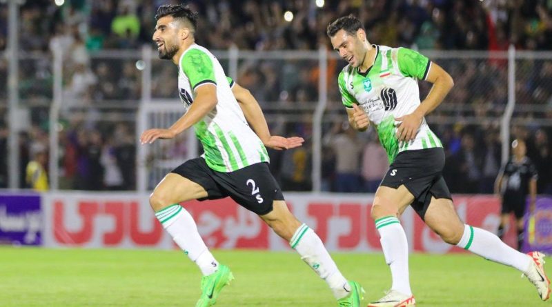 بنری در سطح شهر که حال استقلالی‌ها را خراب کرد