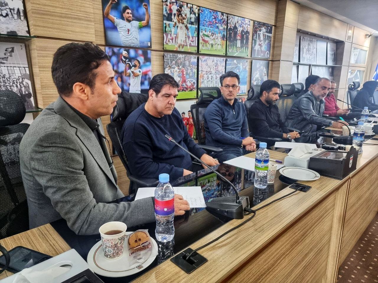 نشست هم اندیشی سرمربی تیم ملی با مربیان پرسپولیس و استقلال_طلوع شرق 4 عکس | نشست هم اندیشی سرمربی تیم ملی با مربیان پرسپولیس و استقلال