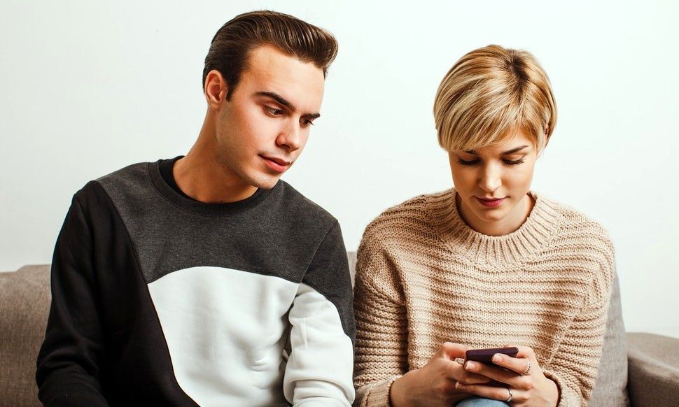 با شوهر شکاک و بدبین چطور حرکت کنیم؟_طلوع شرق 6 با شوهر شکاک و بدبین چطور حرکت کنیم؟ طلوع شرق