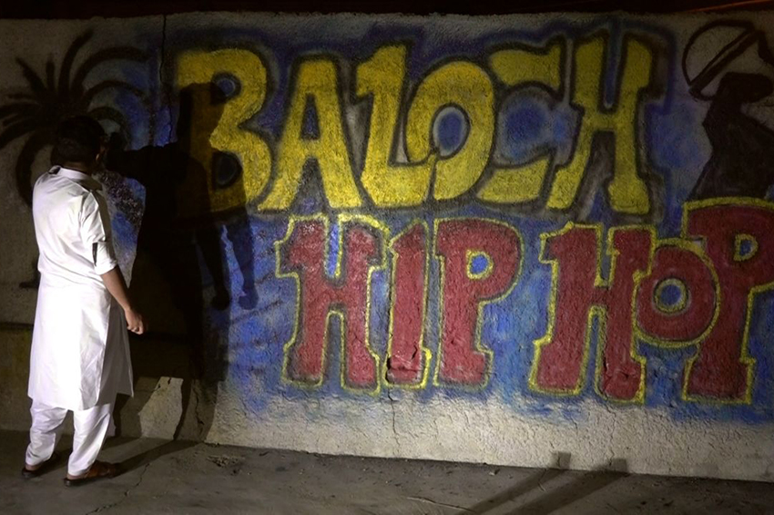 5 مستندی که خشکسالی در ایران را جلو دوربین برد/از آواز رپرها تا غم بزرگ کشاورز نمونه /مردم گریستند، مسئولان ندیدند/عکس_طلوع شرق 11 مستند