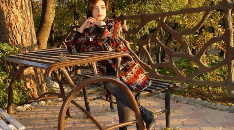 عاطفه حبیبی