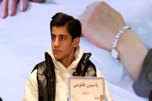 فضای مجازی روزی دو ساعت/دوست دارم روزی شبیه جواد عزتی شوم