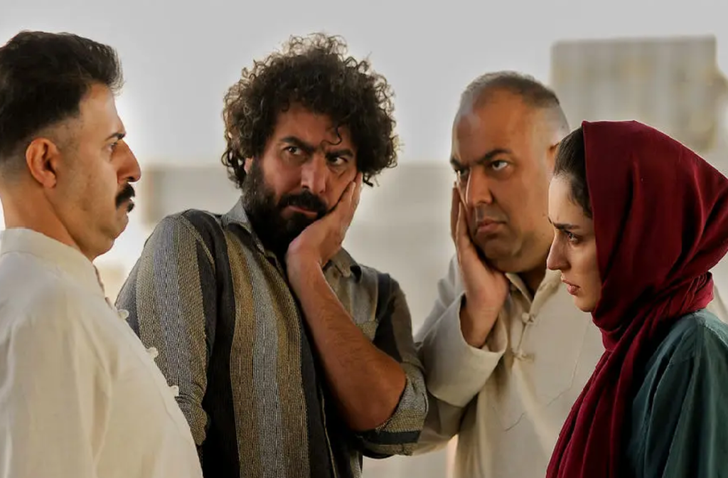 13 فیلم پرفروش 1403/عکس_طلوع شرق 34 1017874_633-1024x672