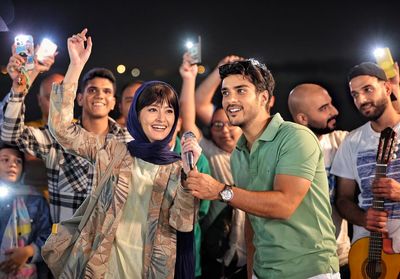 13 فیلم پرفروش 1403/عکس_طلوع شرق 28 پول+و+پارتی