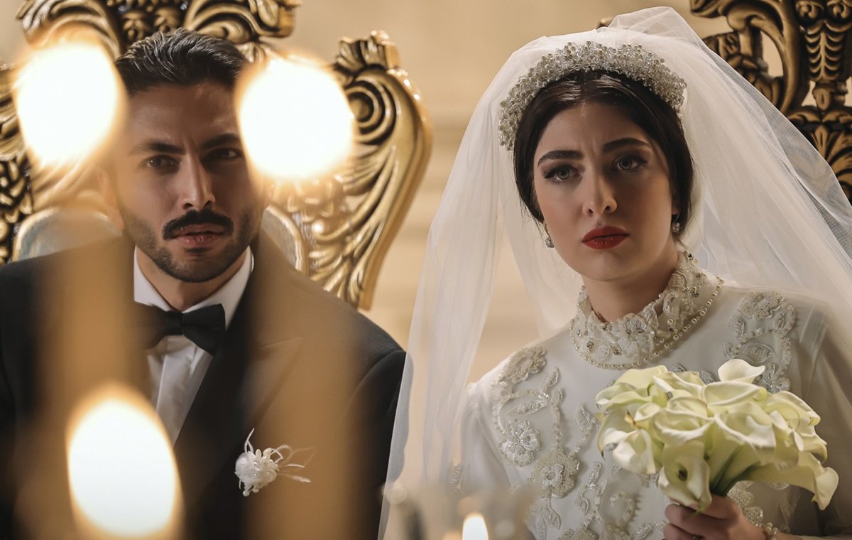 معارفه داستان ۱۳ سریال محبوب ۱۴۰۳ / از بازی خون تا عشقهای بیفرجام/عکس_طلوع شرق 32 Gardanzani-Photo-1