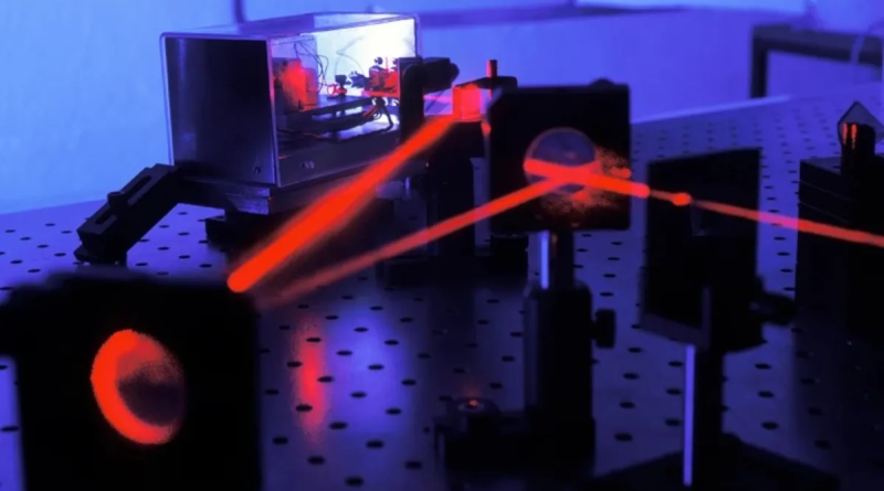 چرا نظریه کوانتوم بعد از گذشت 100 سال تا این مدت برای فیزیکدانان معما است؟_طلوع شرق 3 2