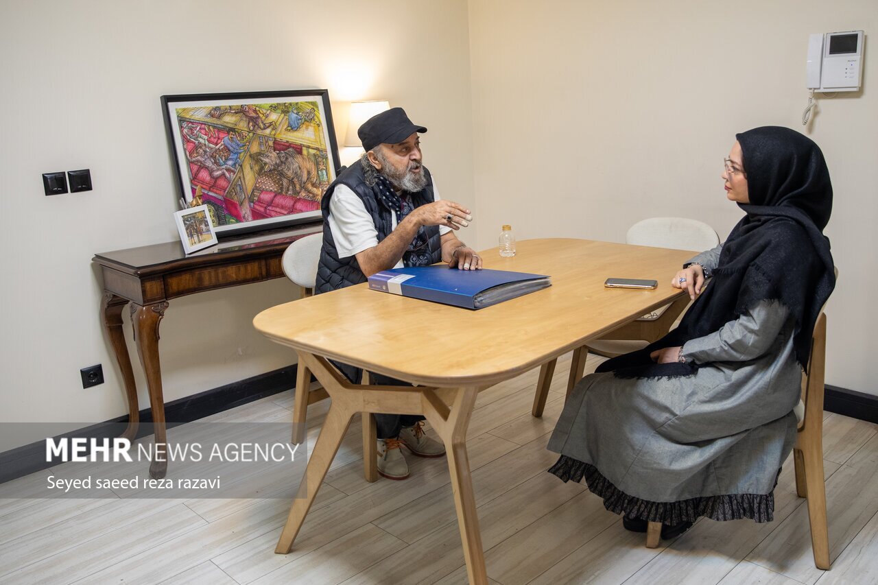 محسن تنابنده هر چه دستمزد گرفته باز هم کم است/ برای سکانس خرس، ماکتی از اتوبوس ساختیم_طلوع شرق 4 پاسخ سیروس مقدم کارگردان پایتخت به برخی شایعات و خبرها