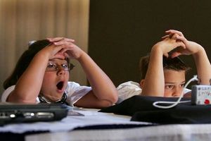 پرده‌برداری از راز مسری بودن خمیازه