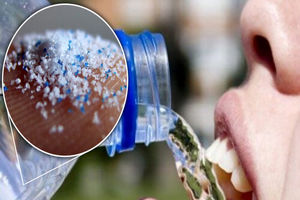 بسته بندی های پلاستیکی و شیشه ای غذای شما را به میکروپلاستیک آلوده می کنند