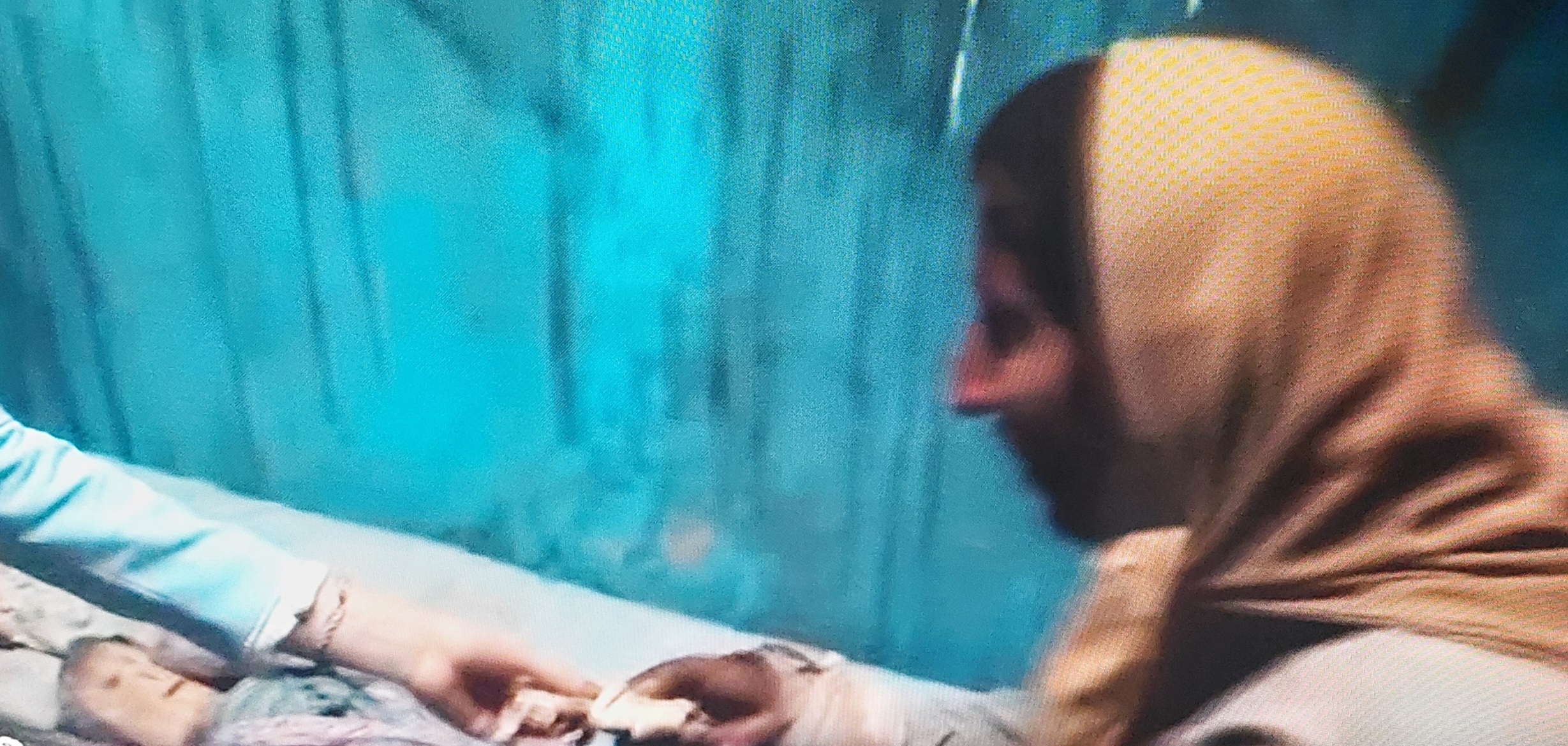 زنان دیوانه در «سووشون» چه انها گفتند؟/ بازی زیرپوستی بازیگران حاشیه_طلوع شرق 19 20250802_135929